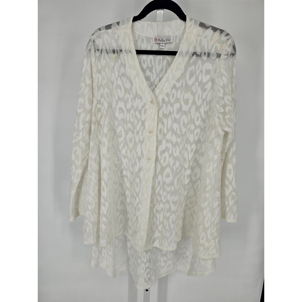 Bella Sky Women's White Lace Long Sleeve Button-Up V-neck  Long Back Top Size XL